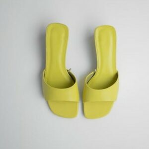 Slippers & Sandals