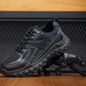 UrbanEdge Men’s Sneakers